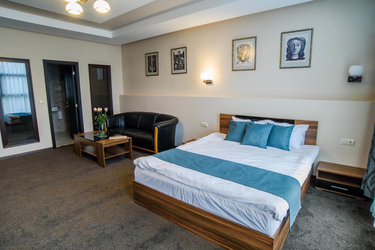 Park-Hotel Yambol 외부 사진